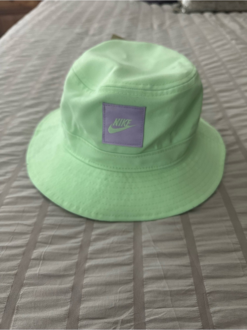 Nike Kids Mint Green Bucket Hat with Lavender Logo Patch
